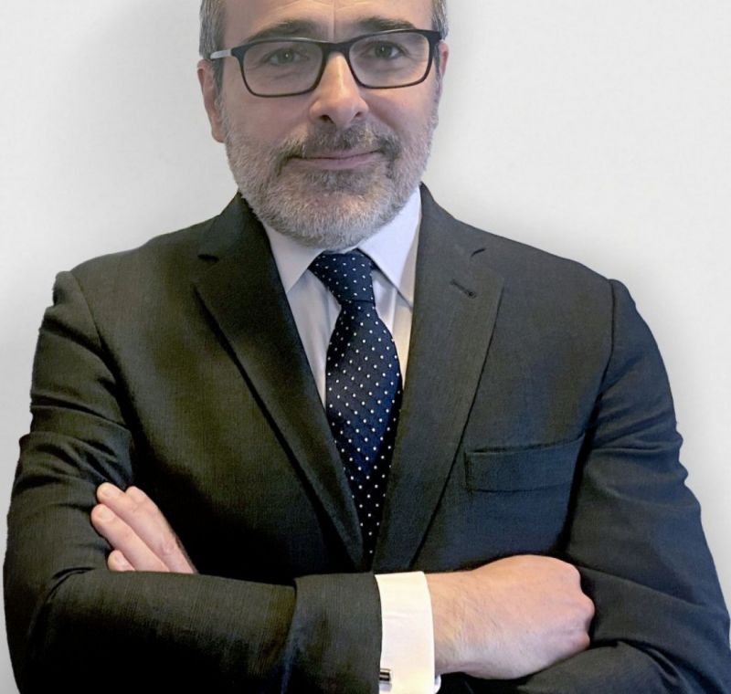 foto santiago calderon recorte